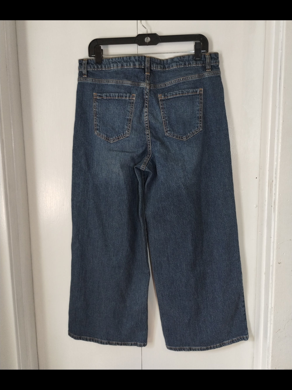 Time and Tru Women's Dark Blue Relaxed Wide-Leg Button-Fly Jeans - Picture 2 of 10